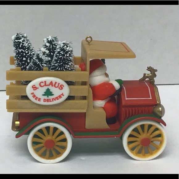 Hallmark 1984 “Santa’s Deliveries” Ornament - Picture 5 of 12